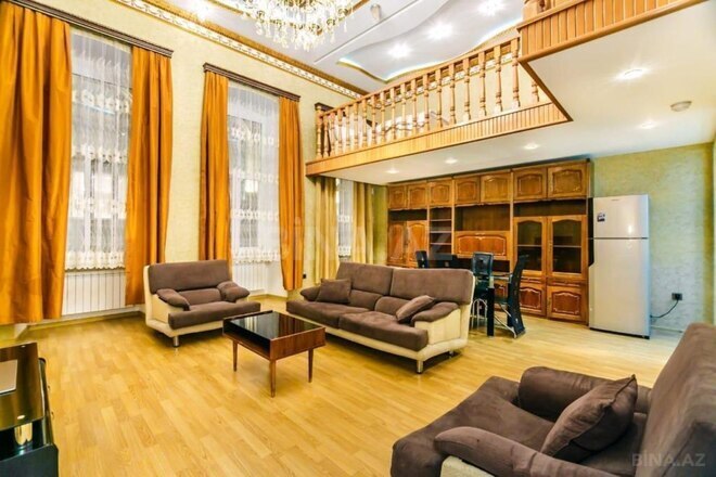 Продаётся 3-комн. вторичка 95 м², м. Сахил, photo 4 from 21
