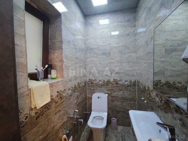 Satılır 9 otaqlı həyət evi/bağ evi 850 m², 9-cu mikrorayon q., photo 13 from 19