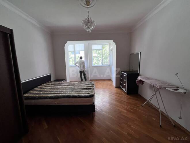 İcarəyə verilir 2 otaqlı köhnə tikili 85 m², Nizami m., photo 4 from 18