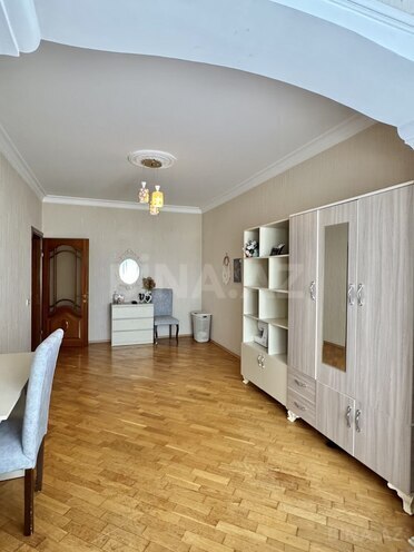 Продаётся 4-комн. вторичка 106 м², м. Шах Исмаил Хатаи, photo 7 from 14