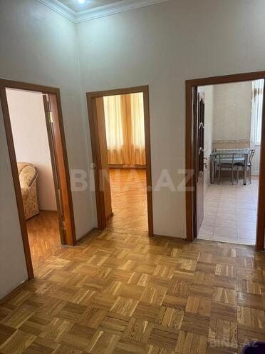 İcarəyə verilir 2 otaqlı yeni tikili 90 m², 28 May m., photo 10 from 13