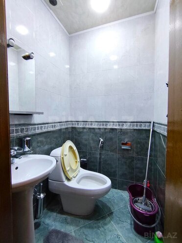 İcarəyə verilir 4 otaqlı yeni tikili 210 m², 28 May m., photo 10 from 12