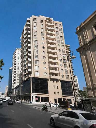 Satılır 3 otaqlı yeni tikili 138 m², Şah İsmayıl Xətai m., photo 1 from 8