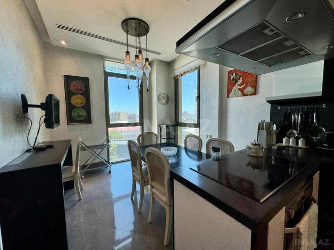 Сдаётся 3-комн. новостройка 170 м², м. Ичеришехер, photo 11 from 23