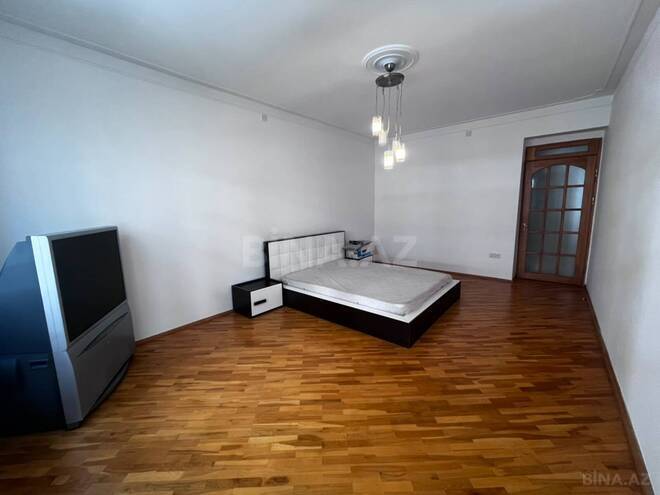 İcarəyə verilir 4 otaqlı köhnə tikili 170 m², Nizami m., photo 8 from 32