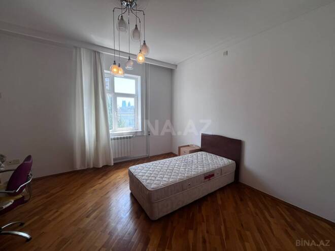İcarəyə verilir 4 otaqlı köhnə tikili 170 m², Nizami m., photo 10 from 32