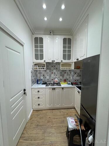 Satılır 2 otaqlı köhnə tikili 40 m², Sahil m., photo 10 from 25