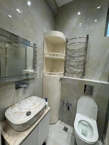 Satılır 2 otaqlı köhnə tikili 40 m², Sahil m., photo 14 from 25