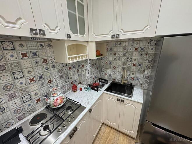Satılır 2 otaqlı köhnə tikili 40 m², Sahil m., photo 11 from 25