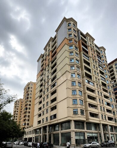 Satılır 4 otaqlı yeni tikili 225 m², Gənclik m., photo 1 from 8