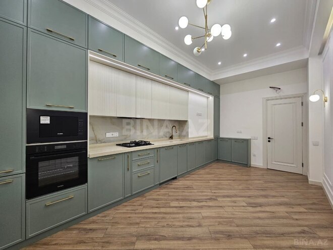 Продаётся 4-комн. новостройка 150 м², м. 28 мая, photo 8 from 19