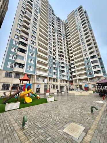Продаётся 2-комн. новостройка 70 м², м. Гянджлик, photo 1 from 15
