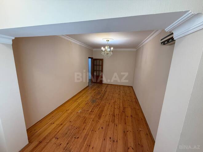 Продаётся 3-комн. вторичка 80 м², м. Ази Асланов, photo 3 from 16
