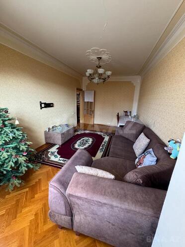 Продаётся 2-комн. вторичка 65 м², м. 20 января, photo 3 from 11