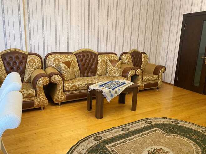 Сдаётся 2-комн. новостройка 99 м², м. Нефтчиляр, photo 3 from 11