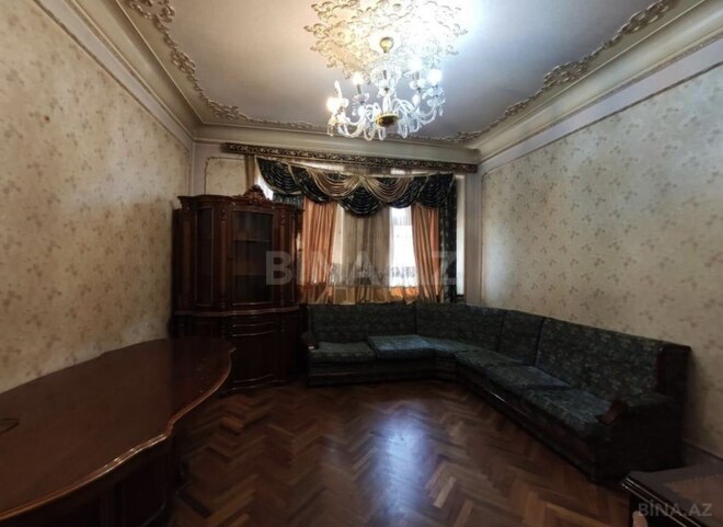 Сдаётся 3-комн. вторичка 90 м², м. Нариман Нариманов, photo 1 from 8