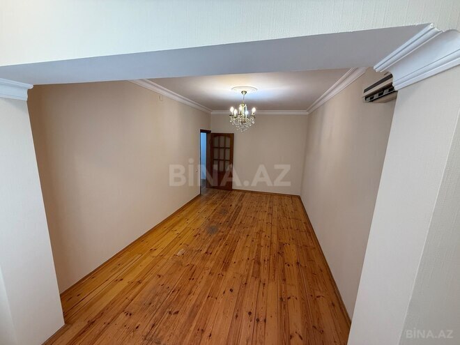 Продаётся 3-комн. вторичка 80 м², м. Ази Асланов, photo 6 from 16