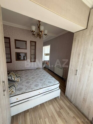 Продаётся 2-комн. вторичка 45 м², м. Иншаатчылар, photo 11 from 16