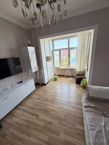 Продаётся 2-комн. вторичка 45 м², м. Иншаатчылар, photo 6 from 16