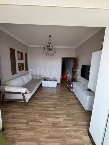 Продаётся 2-комн. вторичка 45 м², м. Иншаатчылар, photo 9 from 16