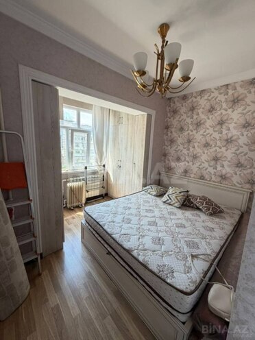 Продаётся 2-комн. вторичка 45 м², м. Иншаатчылар, photo 3 from 16