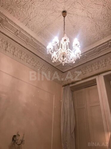 Satılır 3 otaqlı köhnə tikili 106 m², Sahil m., photo 10 from 17