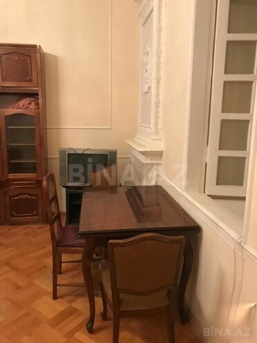 Satılır 3 otaqlı köhnə tikili 106 m², Sahil m., photo 6 from 17