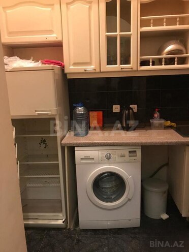 Satılır 3 otaqlı köhnə tikili 106 m², Sahil m., photo 15 from 17