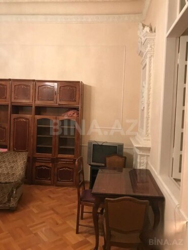 Satılır 3 otaqlı köhnə tikili 106 m², Sahil m., photo 5 from 17