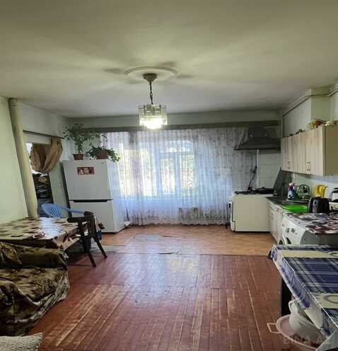Satılır 5 otaqlı köhnə tikili 120 m², Xalqlar Dostluğu m., photo 4 from 6