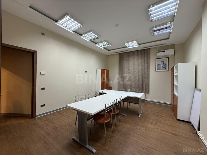 Сдаётся 5-комн. офис 230 м², м. Низами, photo 7 from 8