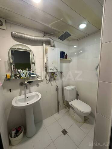 Satılır 6 otaqlı köhnə tikili 150 m², İnşaatçılar m., photo 14 from 15