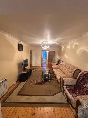 Satılır 6 otaqlı köhnə tikili 150 m², İnşaatçılar m., photo 3 from 15