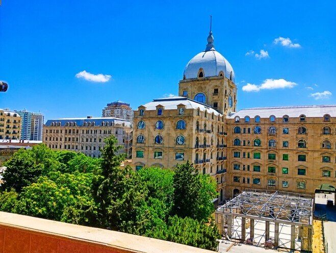 Продаётся 5-комн. новостройка 240 м², м. Низами, photo 1 from 27