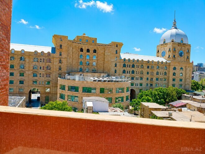 Продаётся 5-комн. новостройка 240 м², м. Низами, photo 3 from 27