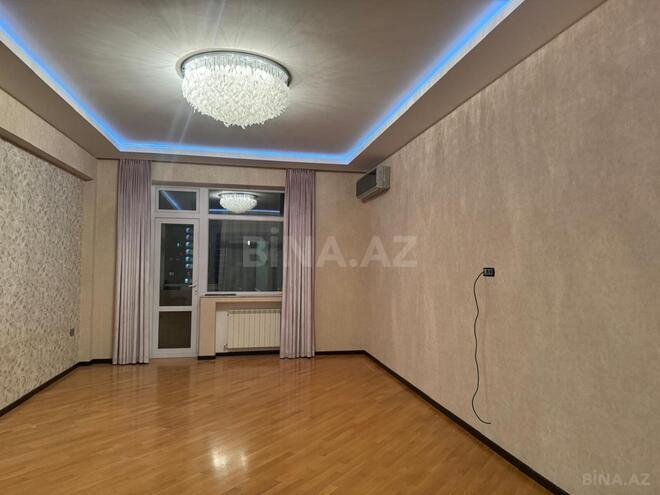 Сдаётся 3-комн. новостройка 130 м², м. Элмляр Академиясы, photo 12 from 18