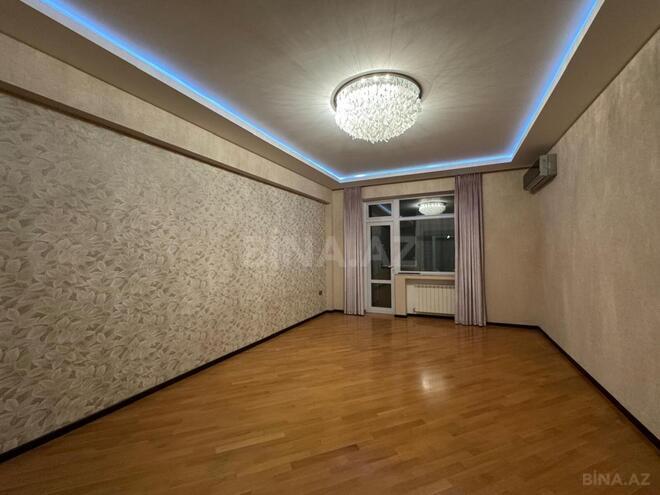 Сдаётся 3-комн. новостройка 130 м², м. Элмляр Академиясы, photo 6 from 18