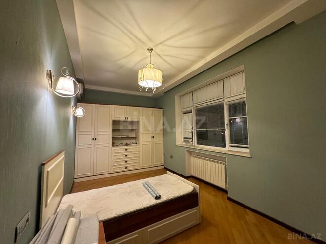 Сдаётся 3-комн. новостройка 130 м², м. Элмляр Академиясы, photo 3 from 18