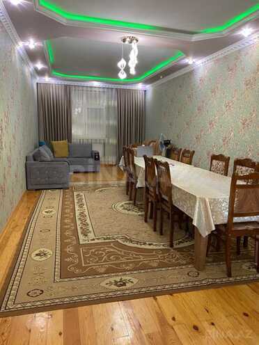 Продаётся 5-комн. дом/дача 300 м², м. Азадлыг проспекти, photo 1 from 12