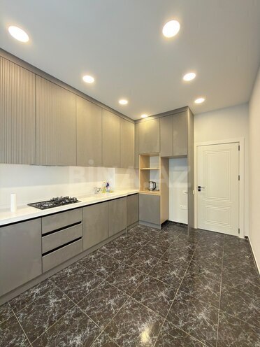 Продаётся 3-комн. новостройка 86 м², м. Низами, photo 9 from 13