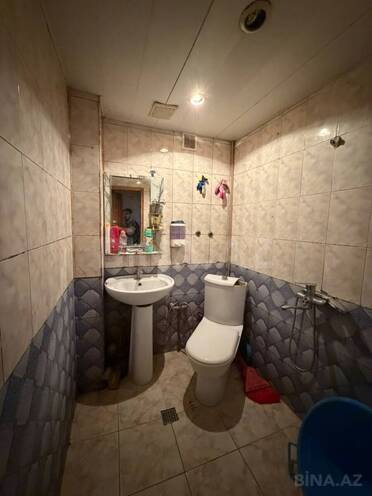 Satılır 4 otaqlı köhnə tikili 90 m², Qara Qarayev m., photo 10 from 14