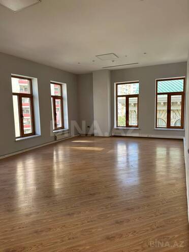 Сдаётся 5-комн. офис 202 м², м. 8 ноября, photo 6 from 19
