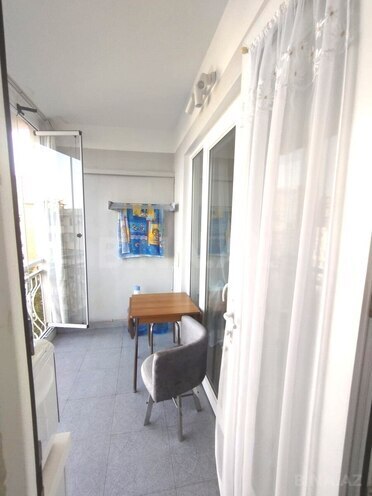 Satılır 4 otaqlı köhnə tikili 110 m², İnşaatçılar m., photo 22 from 29