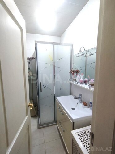 Satılır 4 otaqlı köhnə tikili 110 m², İnşaatçılar m., photo 17 from 29