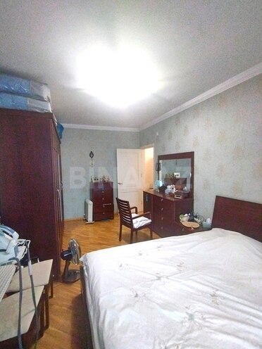Satılır 4 otaqlı köhnə tikili 110 m², İnşaatçılar m., photo 12 from 29