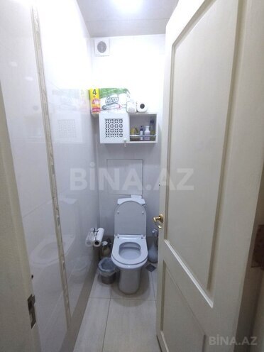 Satılır 4 otaqlı köhnə tikili 110 m², İnşaatçılar m., photo 19 from 29