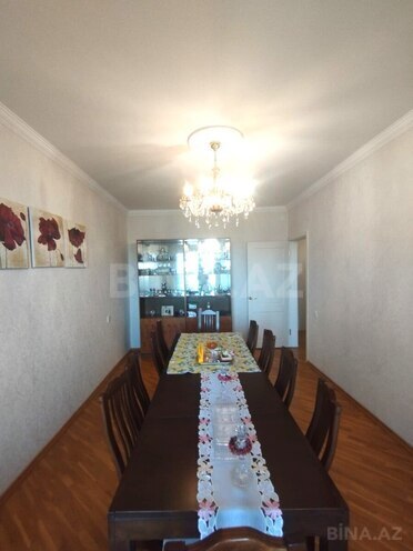 Satılır 4 otaqlı köhnə tikili 110 m², İnşaatçılar m., photo 7 from 29