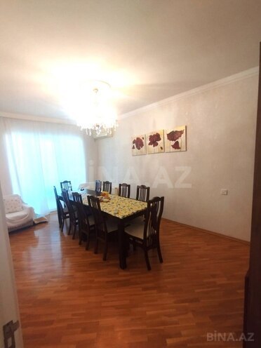 Satılır 4 otaqlı köhnə tikili 110 m², İnşaatçılar m., photo 6 from 29