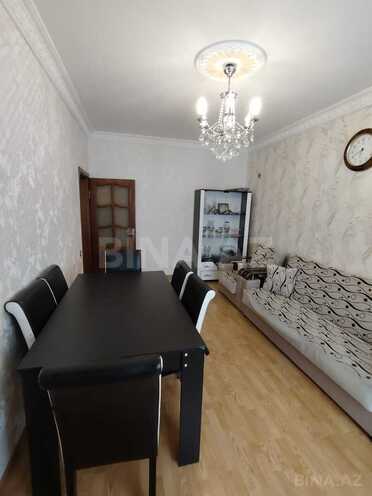 Satılır 2 otaqlı köhnə tikili 60 m², Massiv V q., photo 3 from 11