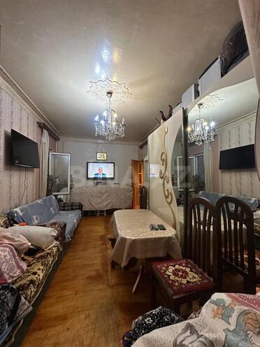 Продаётся 2-комн. вторичка 32 м², м. Иншаатчылар, photo 1 from 9